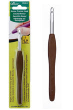 Load image into Gallery viewer, Clover Amour Crochet Hooks