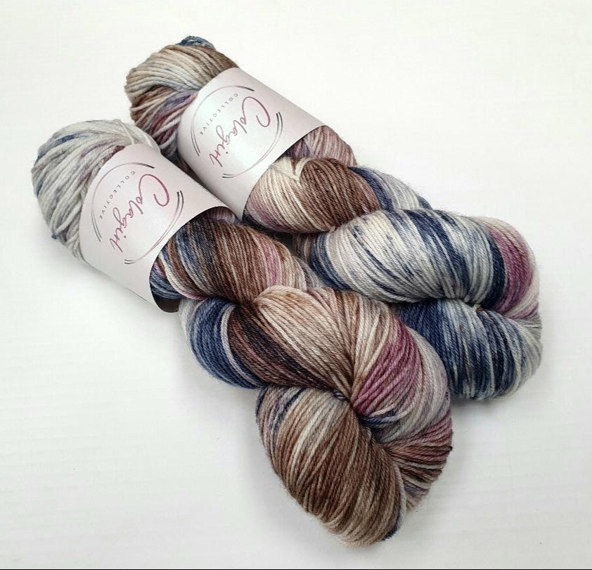 Swagman 4ply/Fingering 'Breaking Dawn'